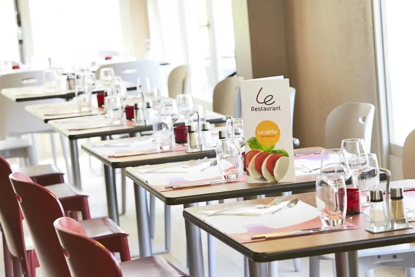 Hotel Campanile Auxerre - Monéteau