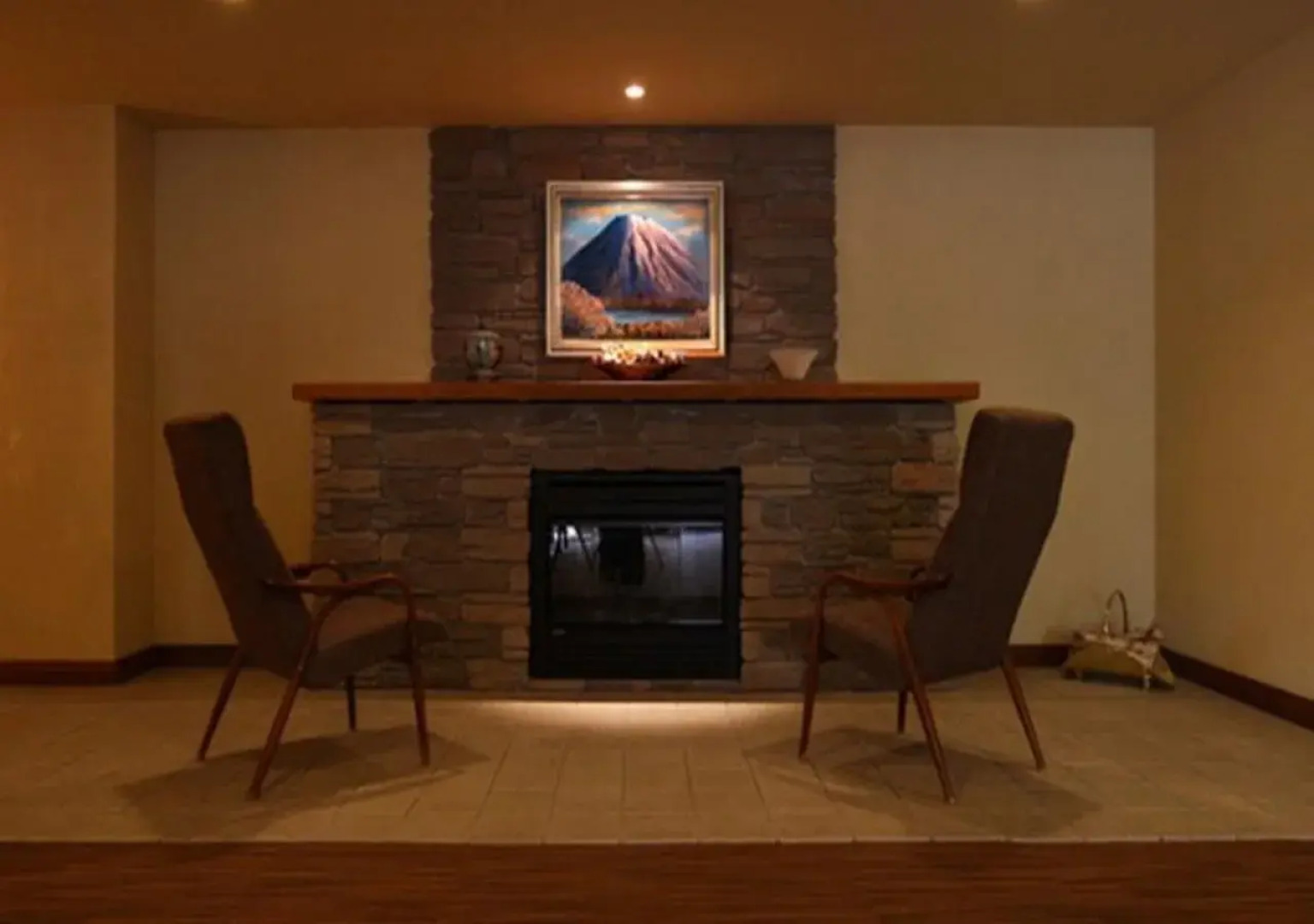 Natural Resort Niseko Weiss Hotel