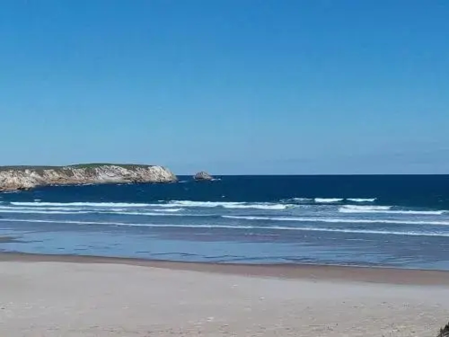 Townhouse Beach Pool Silver Coast C1