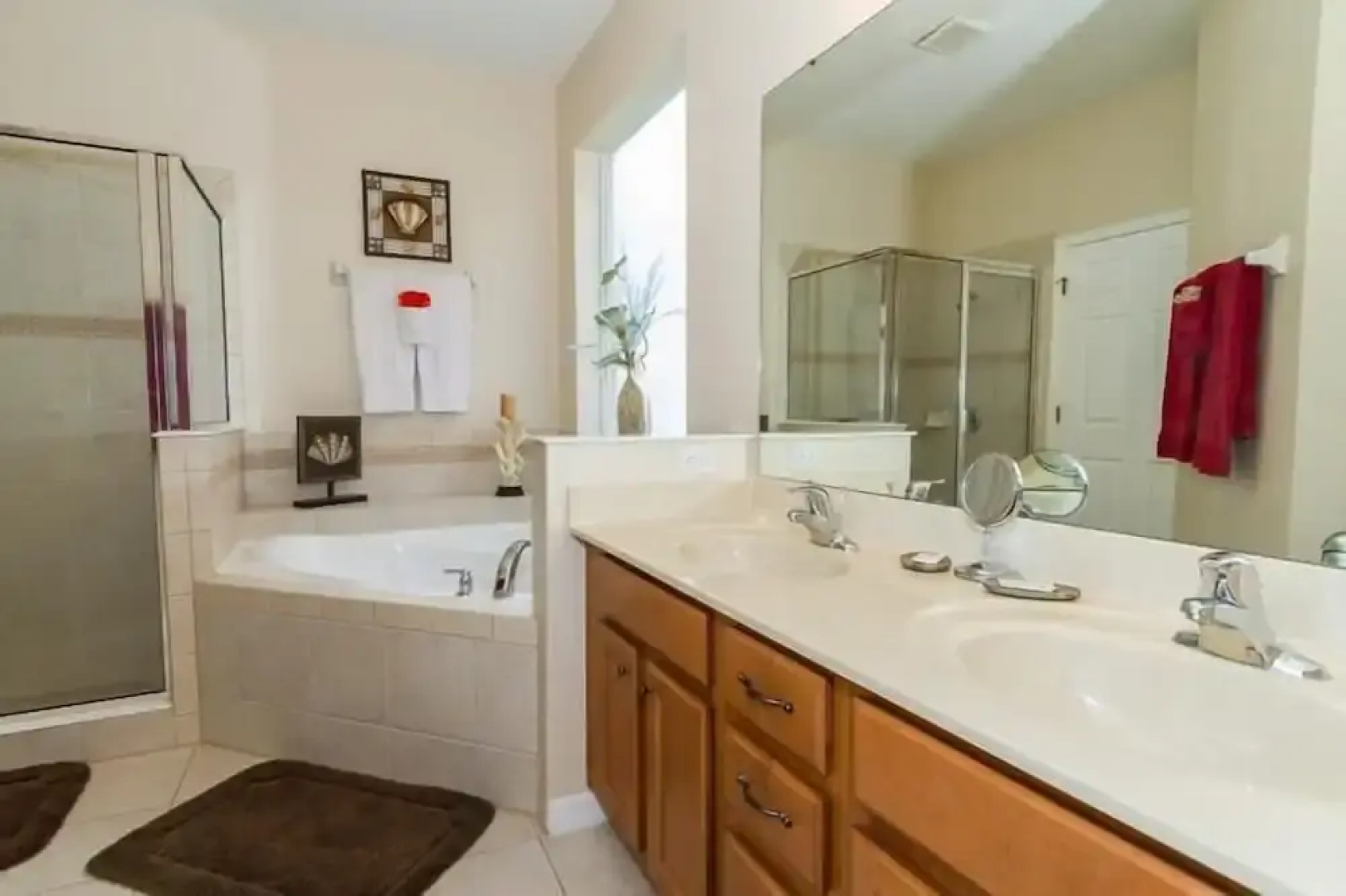 Amazing 6 Bedrooms 4 Baths 1028ocb