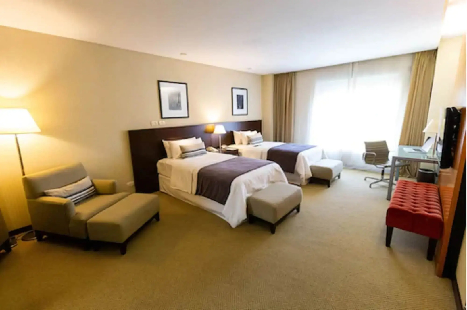 474 Buenos Aires Hotel