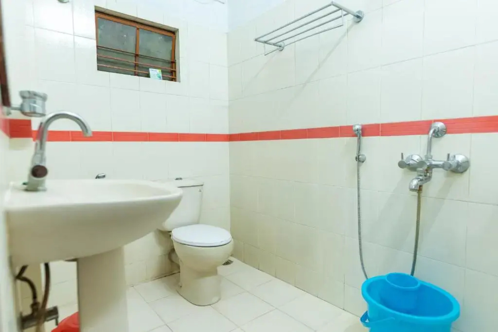 Trinayan Guest House