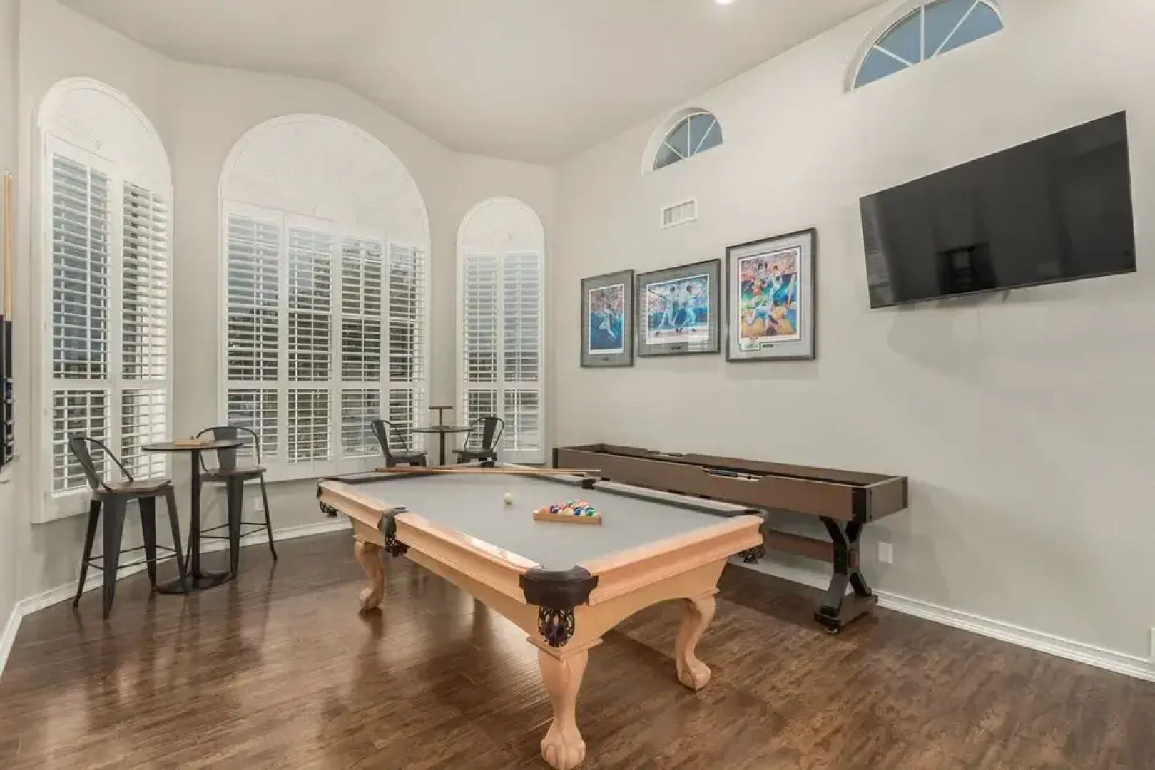 Citrus Cove Mesa 4 Bedroom Home by RedAwning