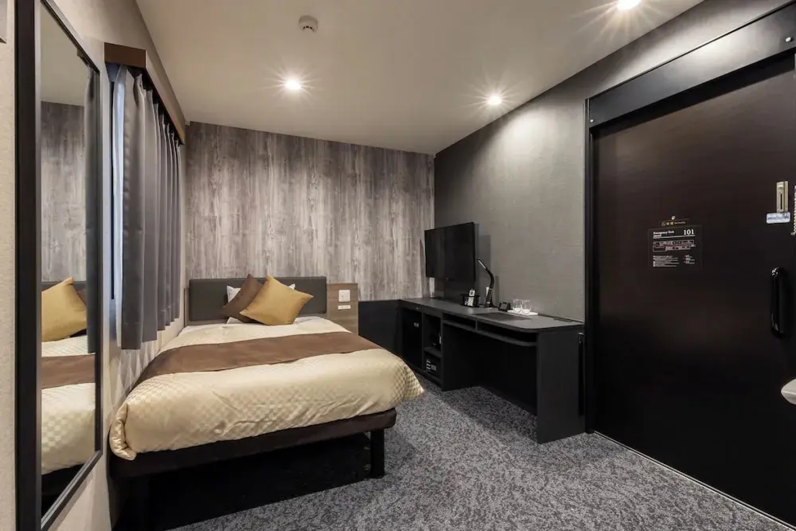 The Celecton Higashiosaka Nagataekimae