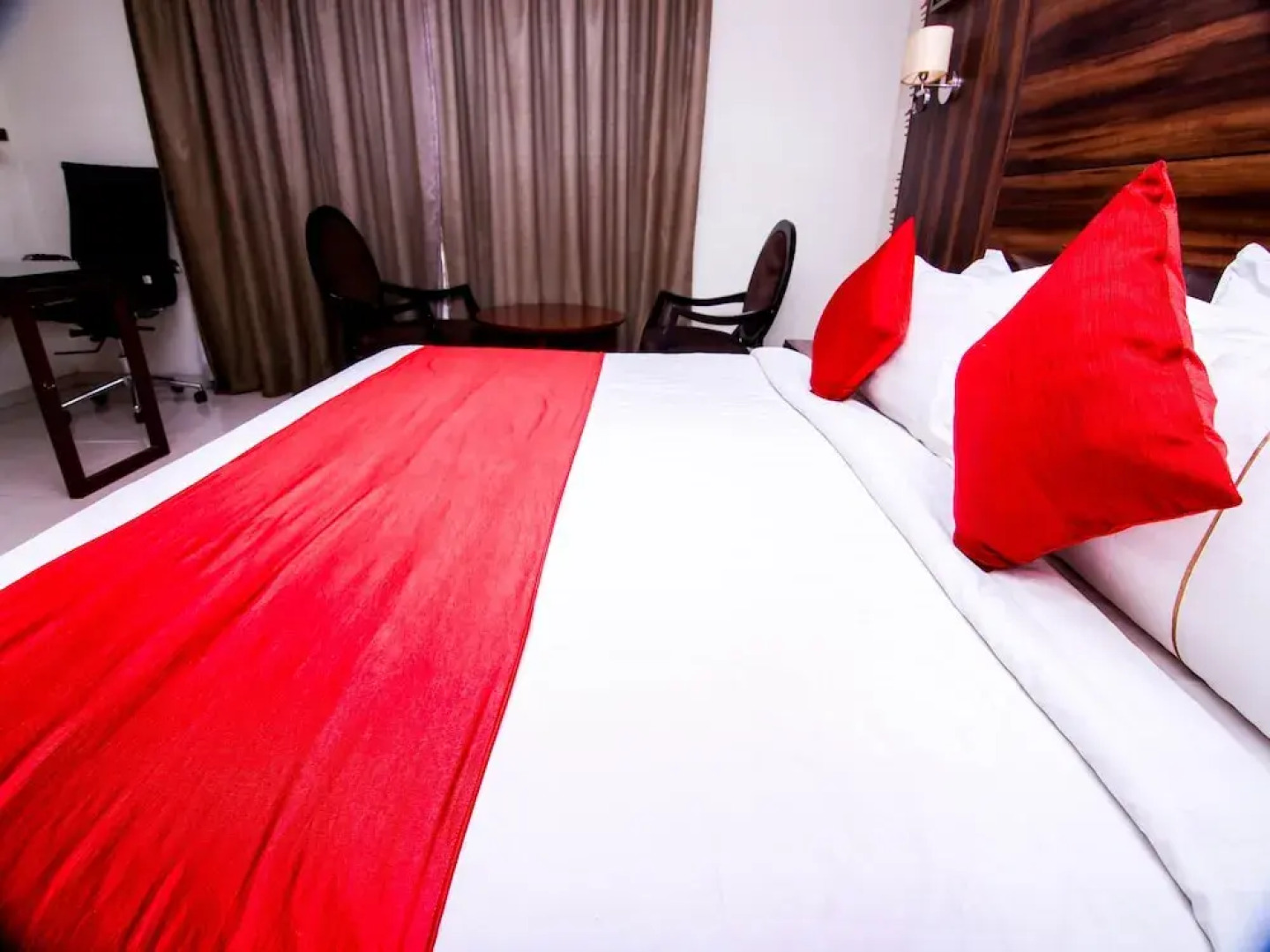 OYO 5561 Hotel Cambean