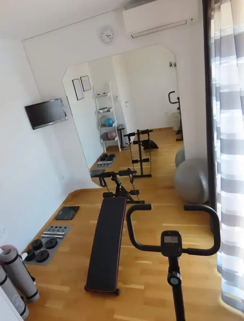 Villa Doris With Heated Pool gym and Kids Playground