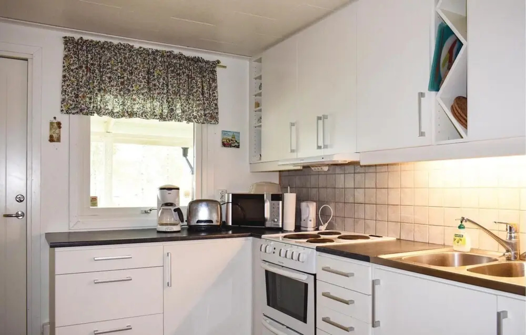 Nice Home in Ljungby With 3 Bedrooms