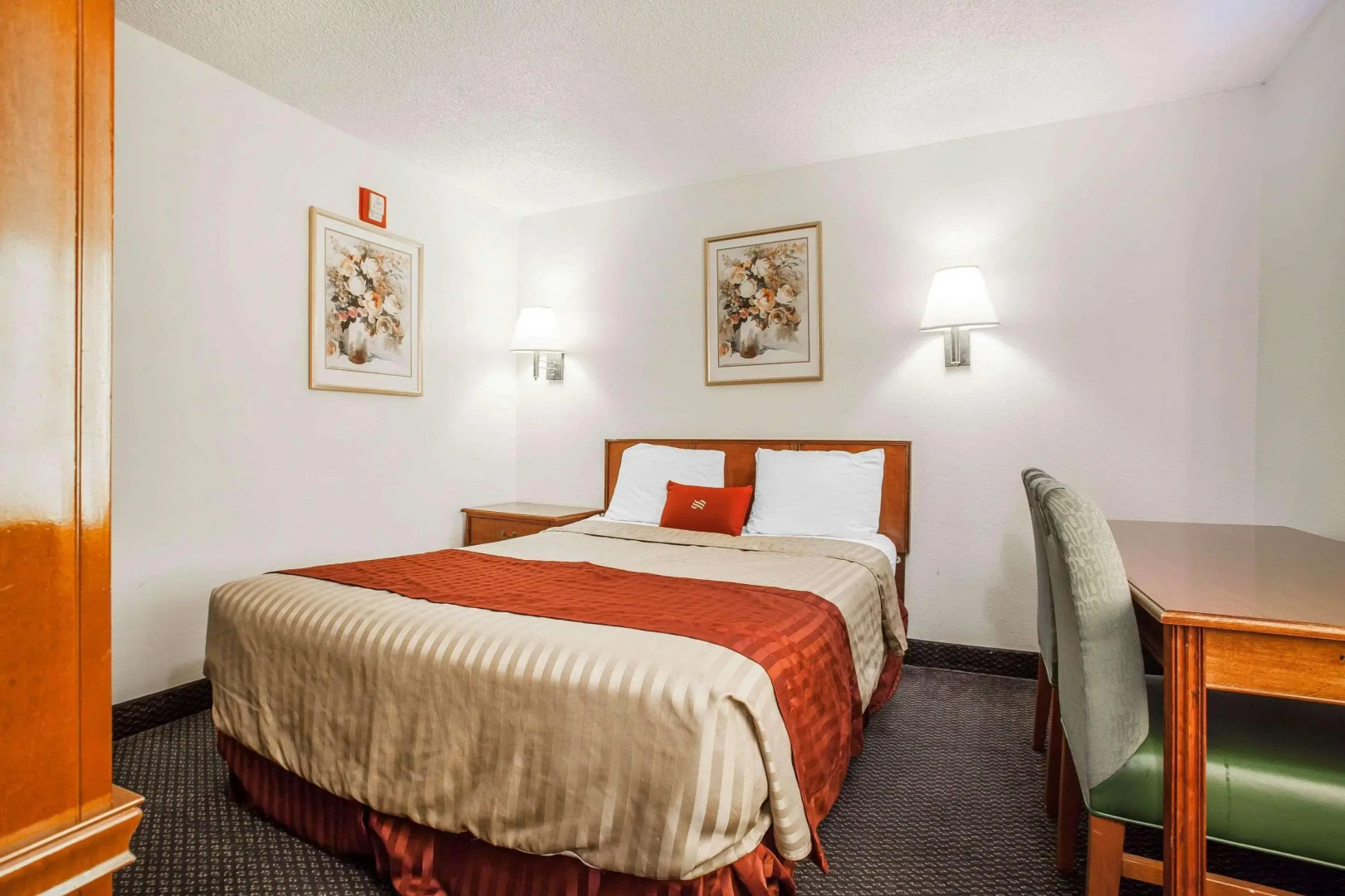 Econo Lodge Seatac Airport