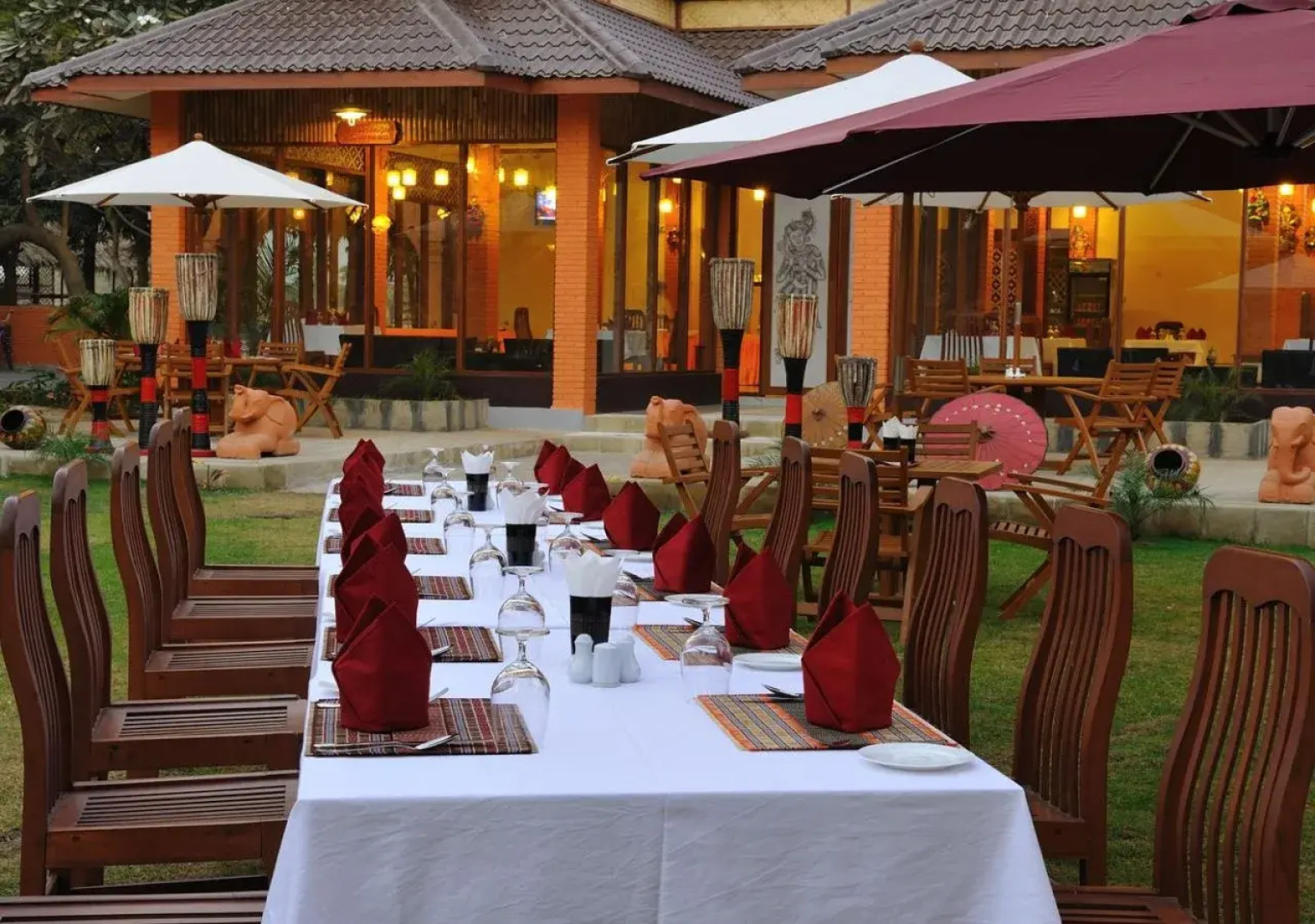 Bawga Theiddhi Hotel