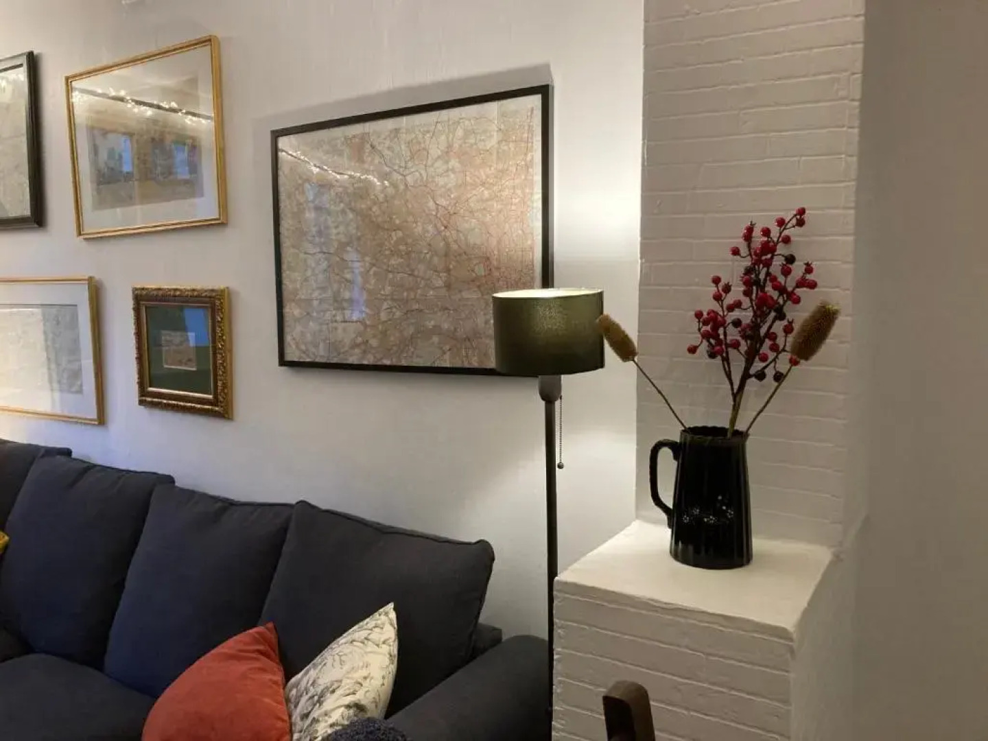 Dieppe centre charming spacious home for 2-8 guests