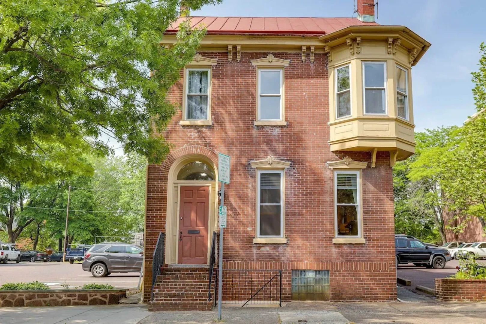 Charming Pottstown Apartment - Walk to Town!