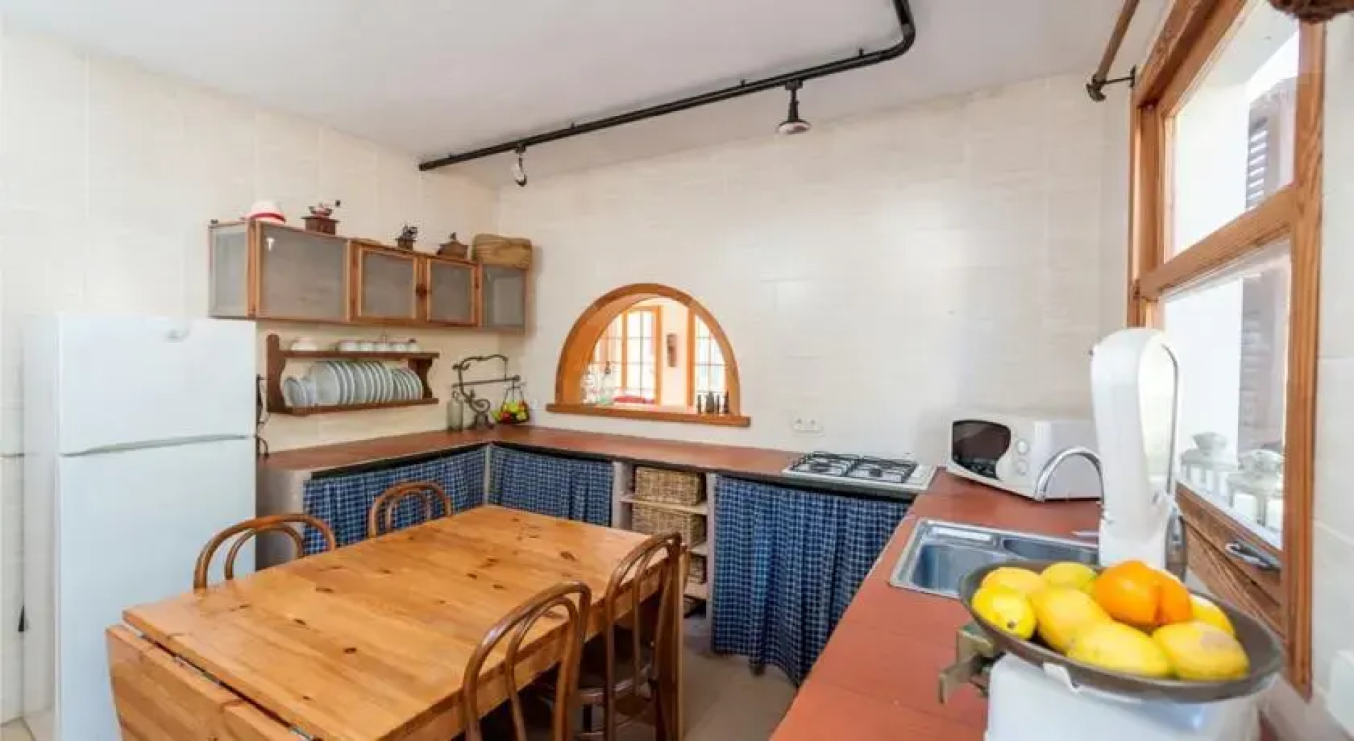 Es Pla De Sa Font Blanca