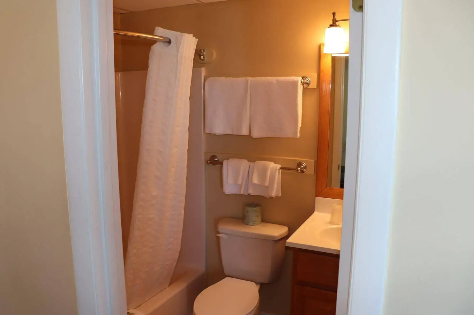 Trade Winds on the Bay