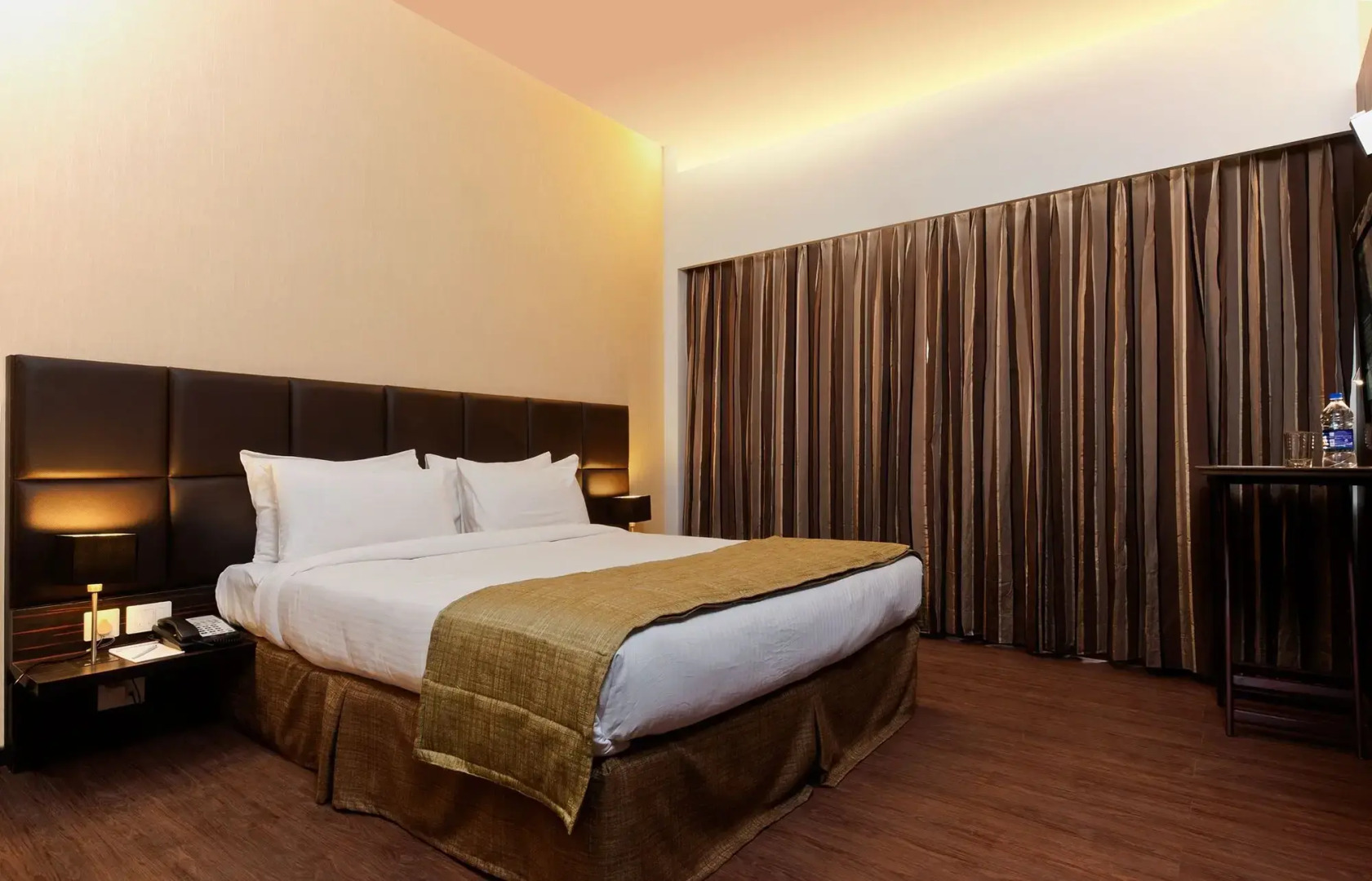 Iris Premiere Bed and Breakfast