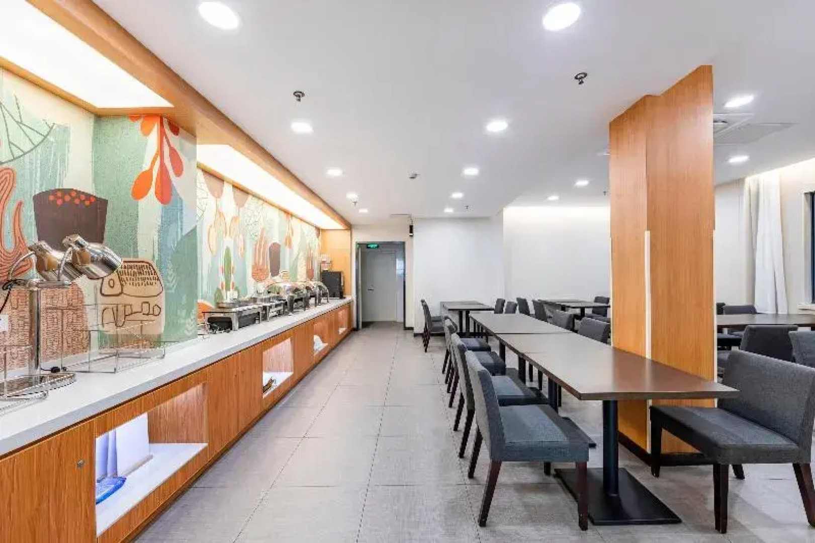 Hanting Hotel Shangnhai Xizang Bei Road Metro Station