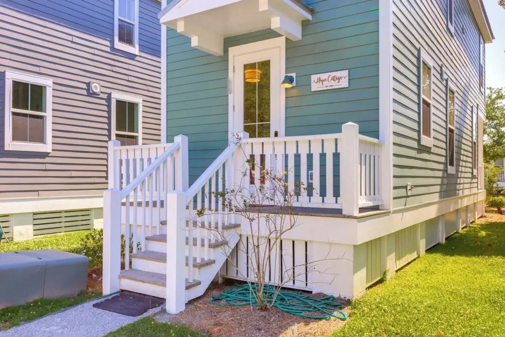 1 Mi to Downtown: Modern Ocean Springs Cottage