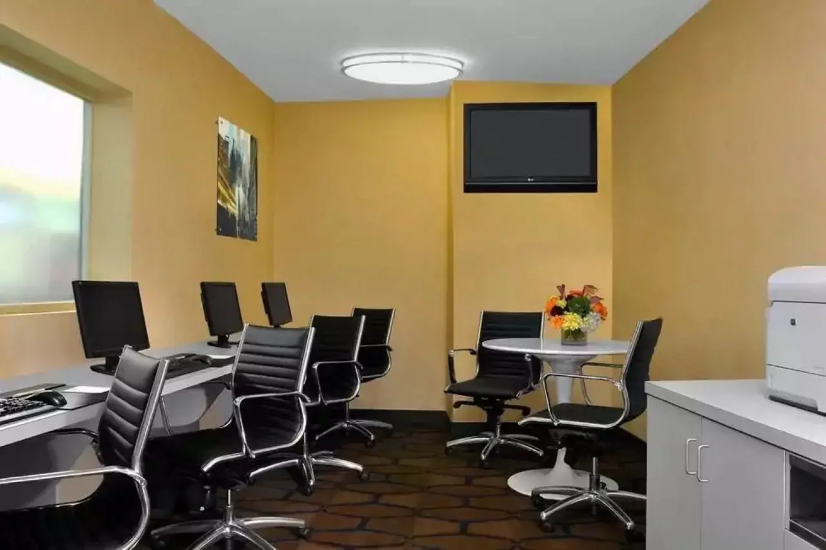 Отель DoubleTree by Hilton Metropolitan - New York City