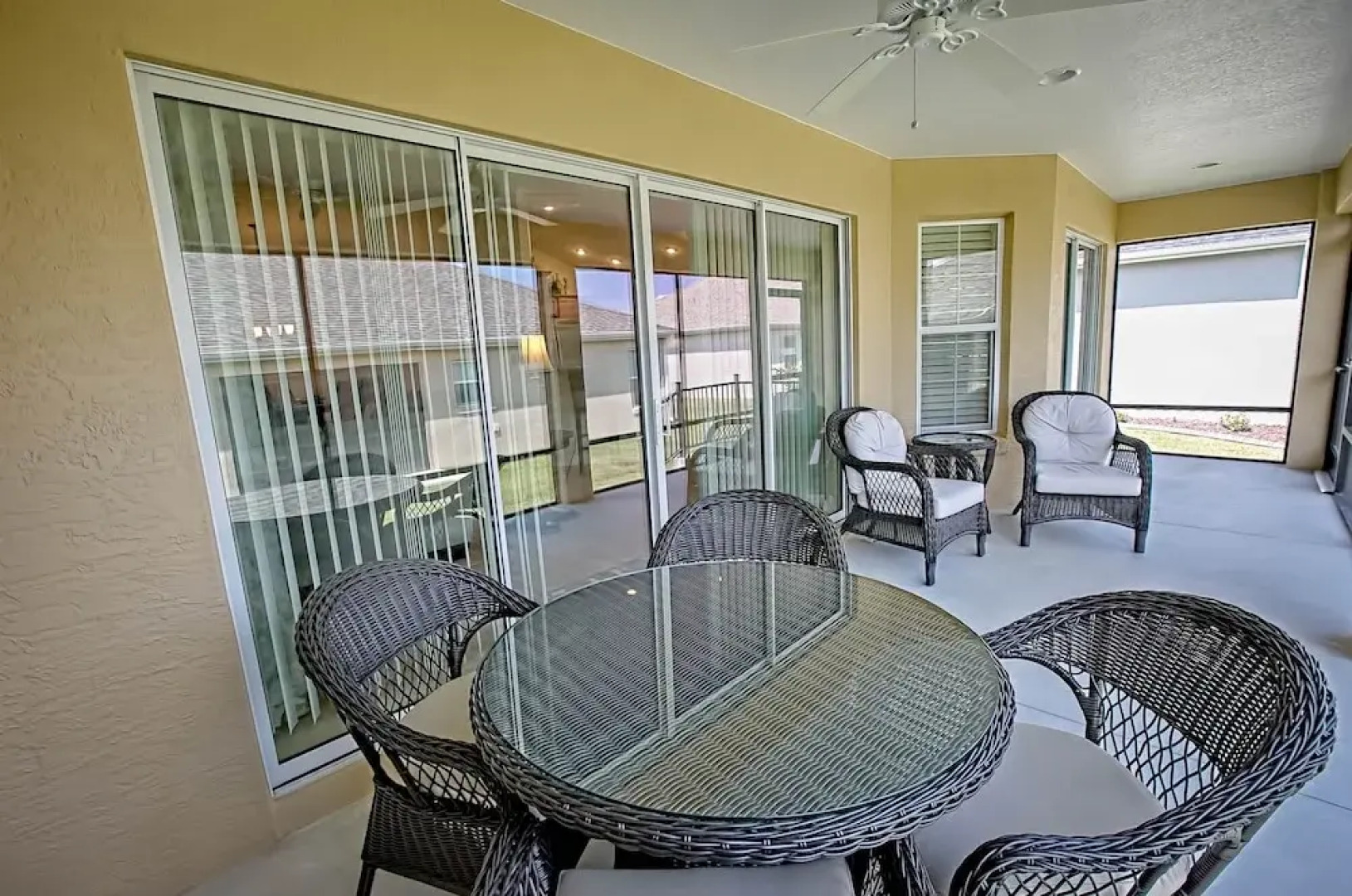 Yuma Place Home 3 Bedroom by The VIR Group