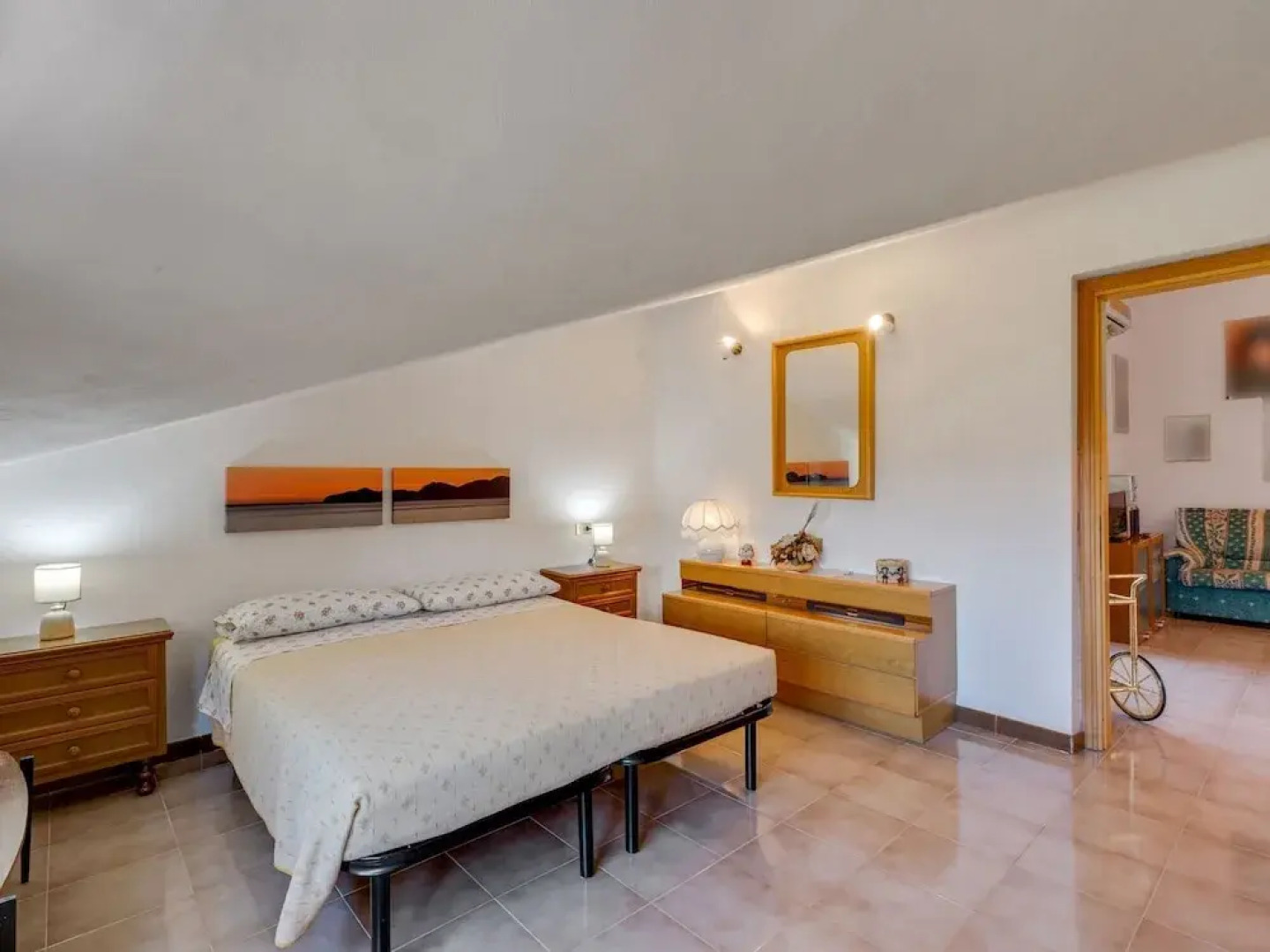 Lovely Holiday Home in Tresnuraghes near Sea