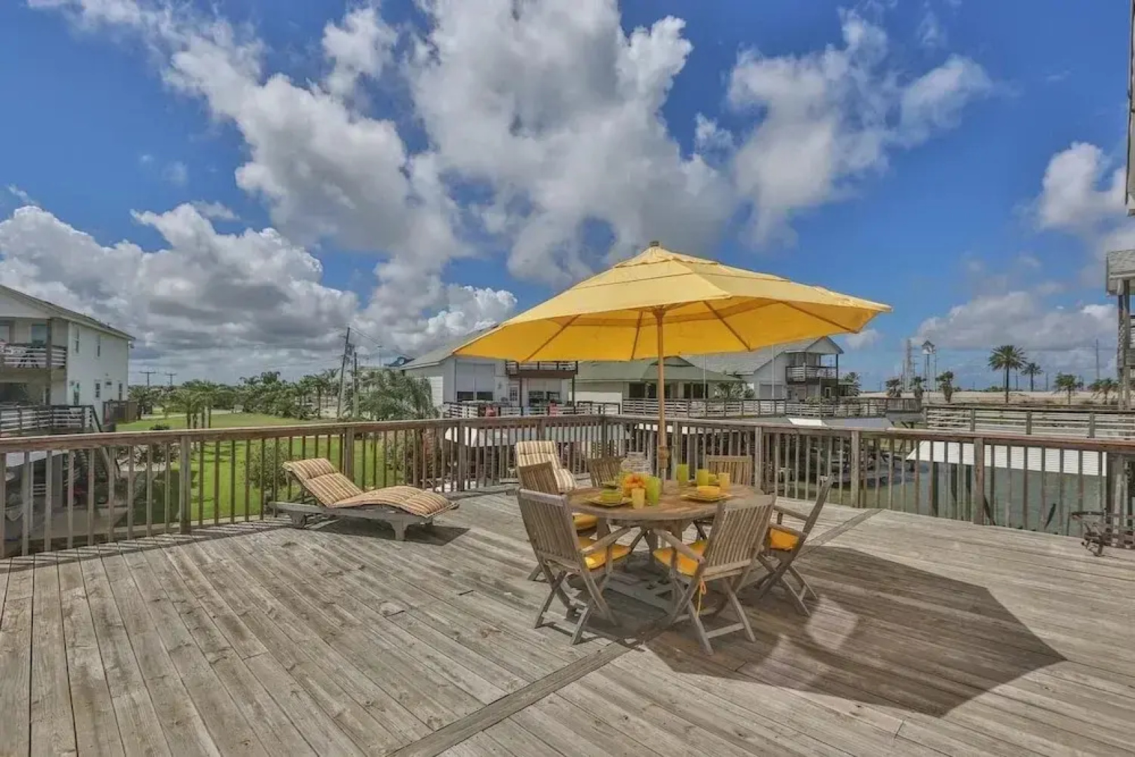 Tropical Oasis In Beautiful Galveston-tiki Island 3 Bedroom Home by Redawning