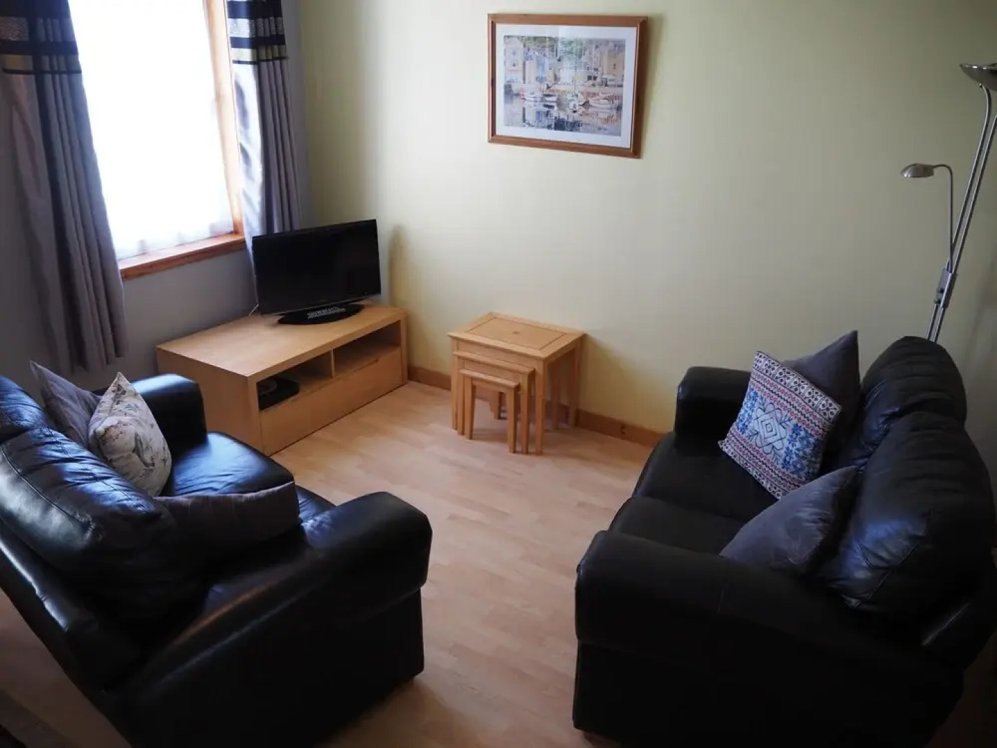 Decca - Self Catering Shetland