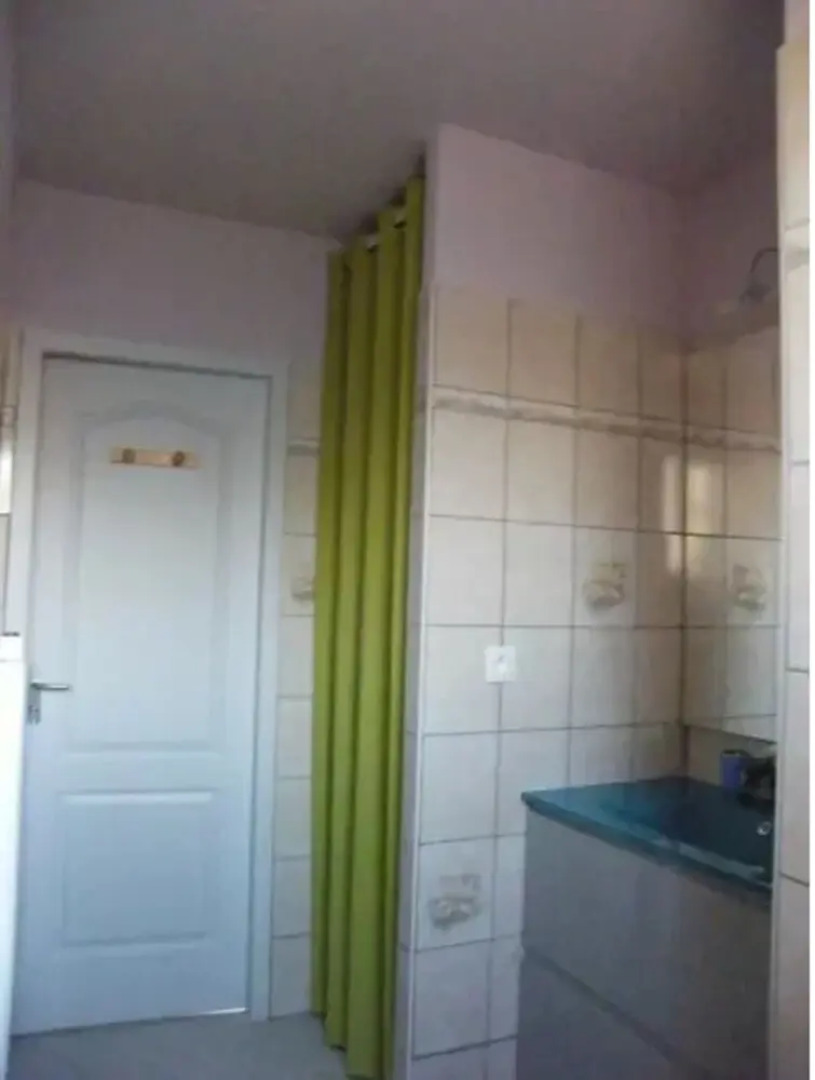 House With 2 Rooms in Jonzac, With Enclosed Garden and Wifi - 3 km Fro