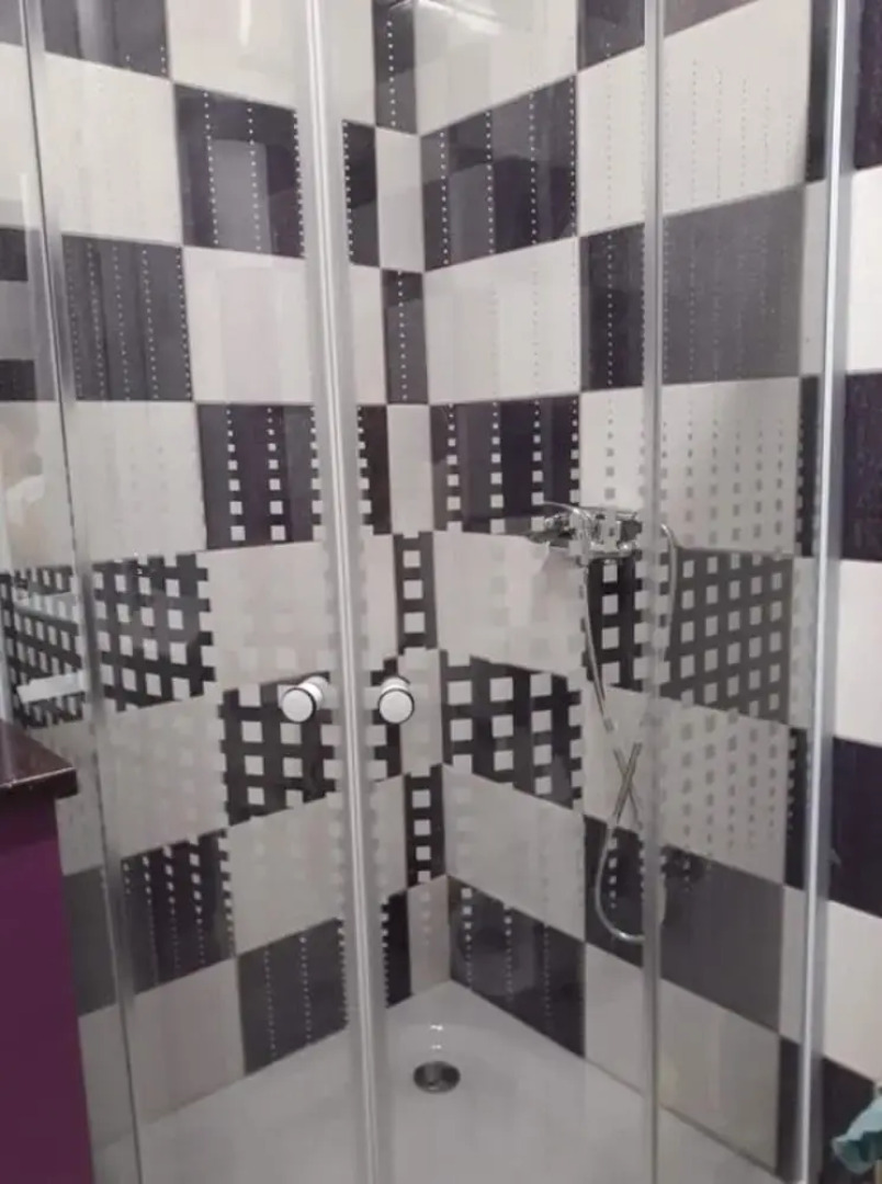 Impeccable 1-bed Studio in Roșu