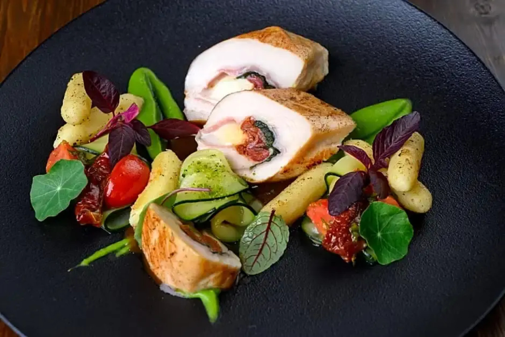 Párizs Garden Apartments