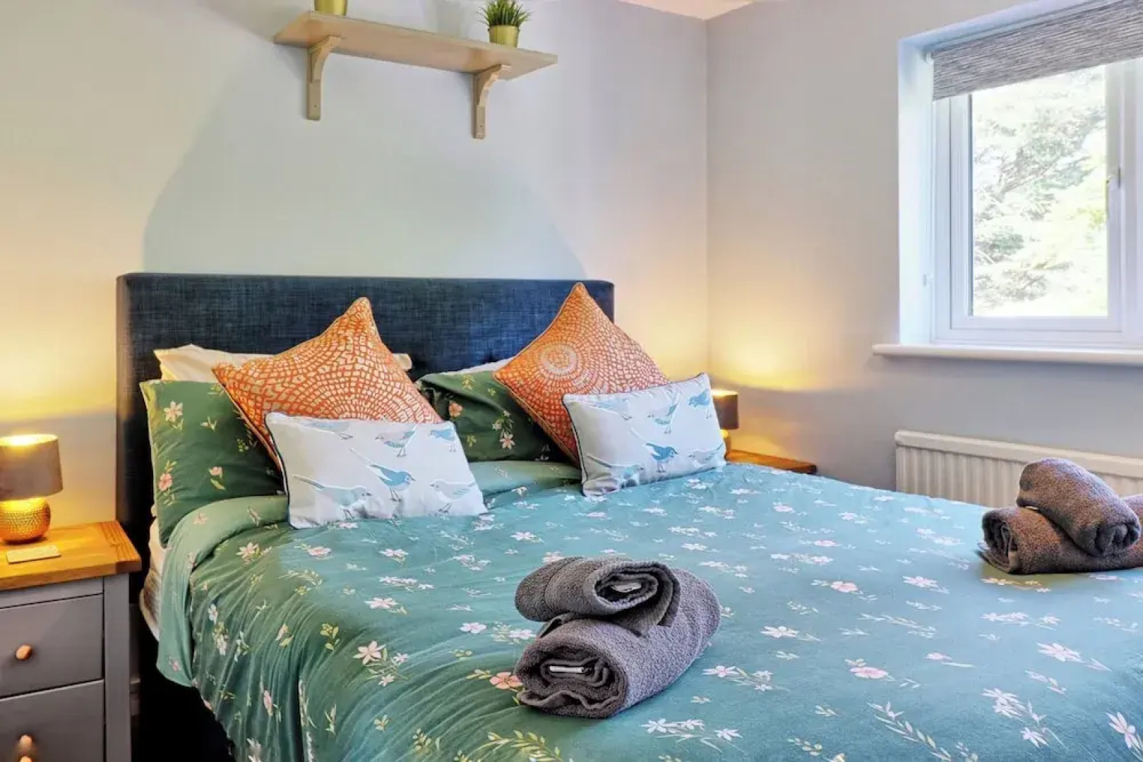 Tranquil Garden Retreat in Buckhurst Hill