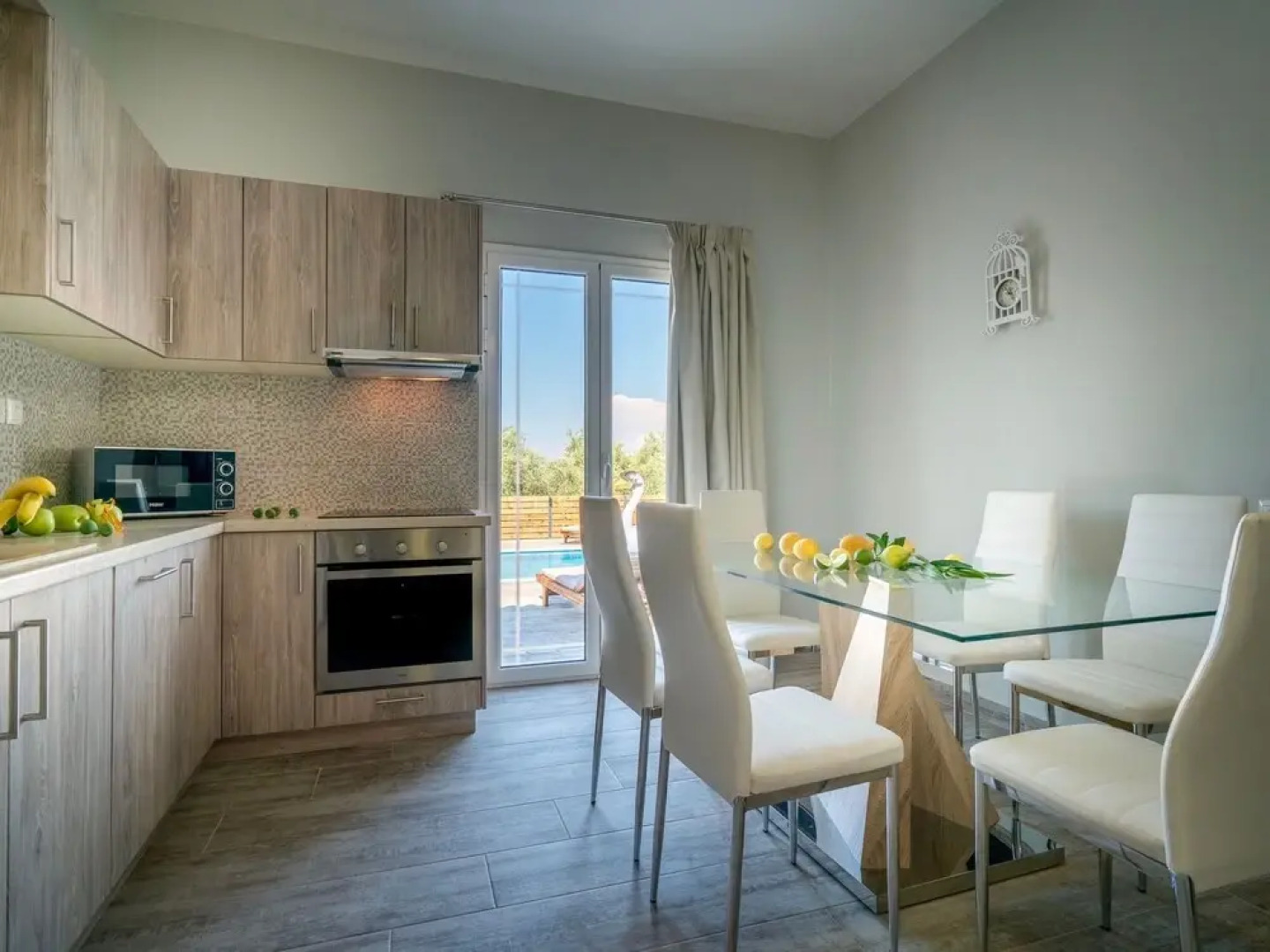 Stunning Villa in Galaro With Private Pool Near City Centre