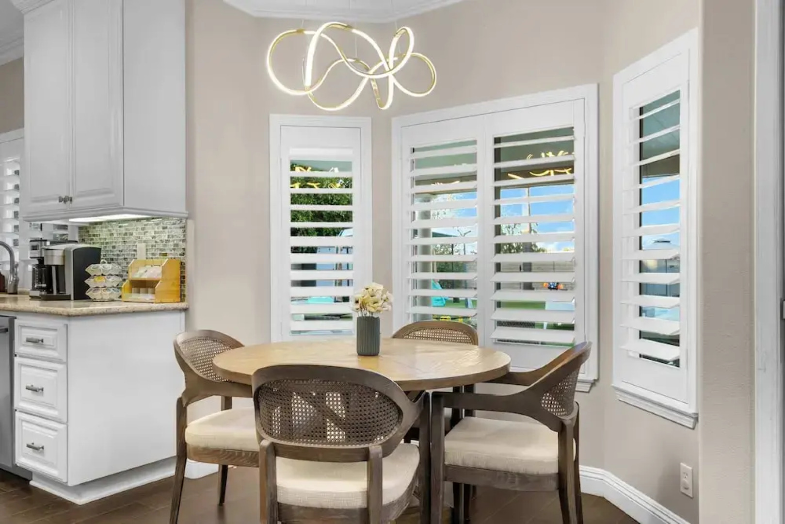 Luxury Pool Home w Theater Games & Mountain View