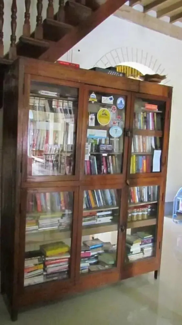 Mr. Charles Guest House - Hostel