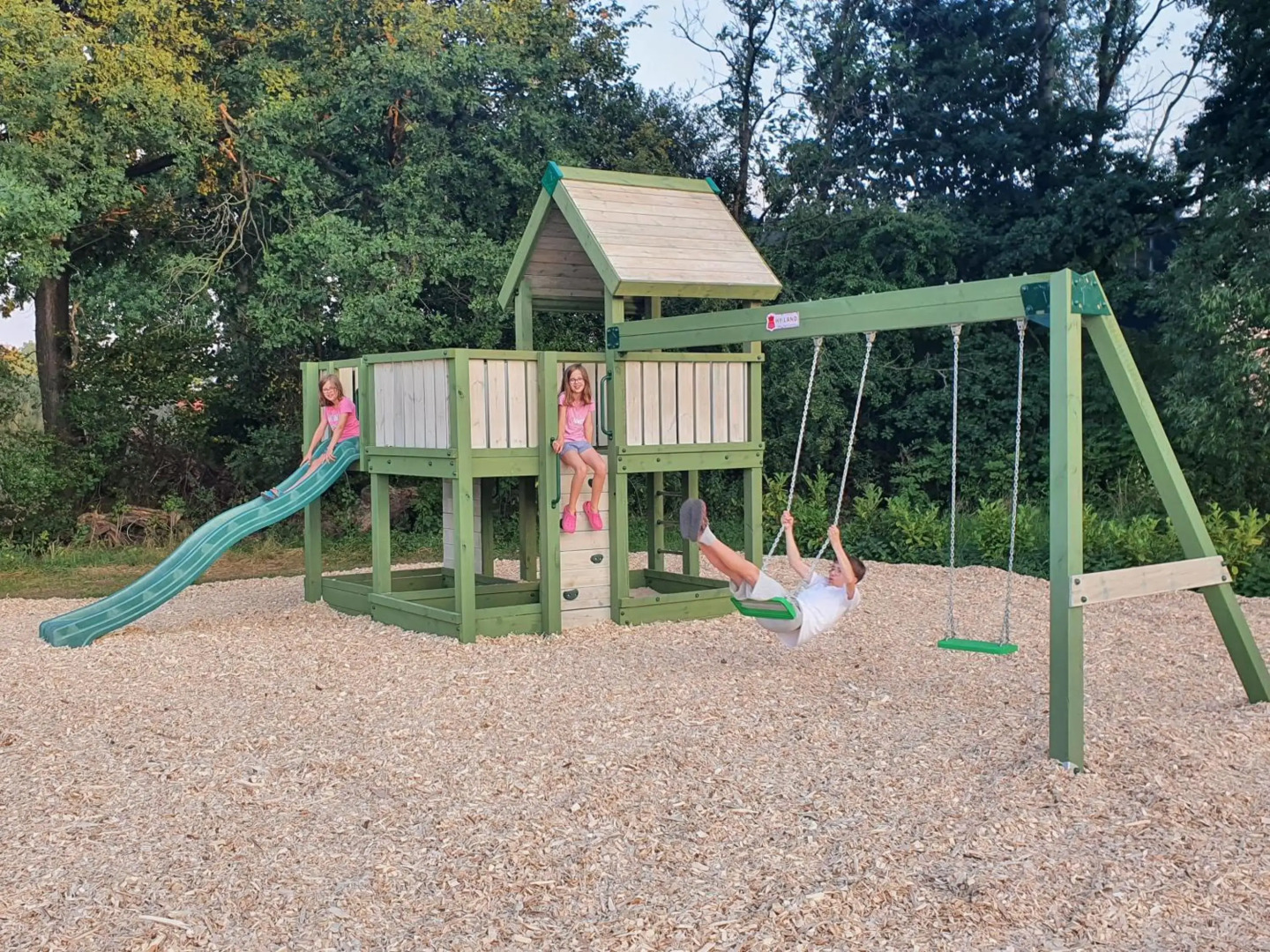 Tolle 125m² Erdgeschoßwohnung im Einzelhaus