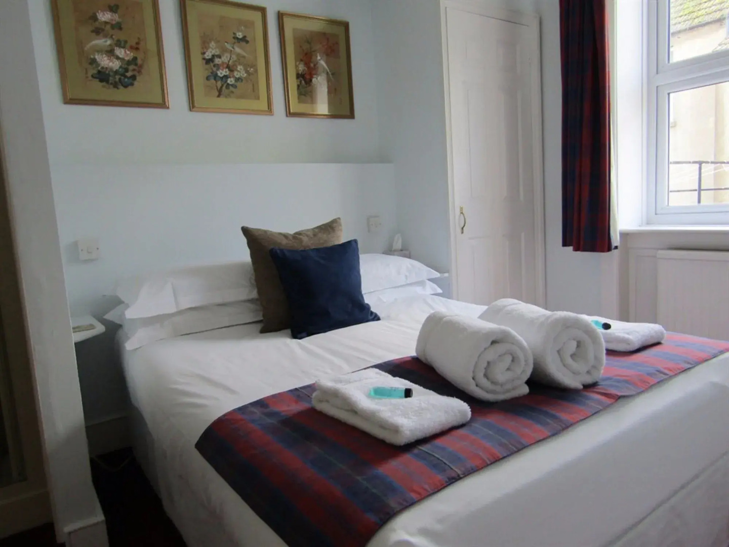 Starlings Guest House