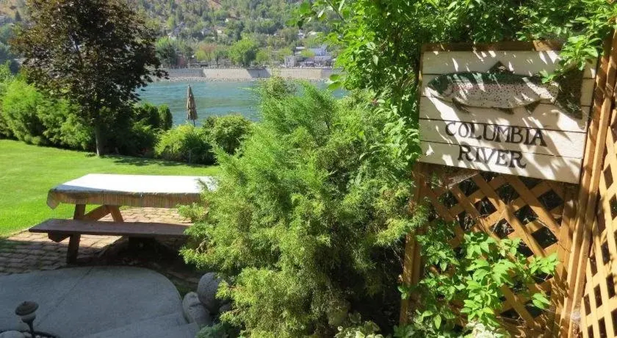 River's Edge Bed And Breakfast