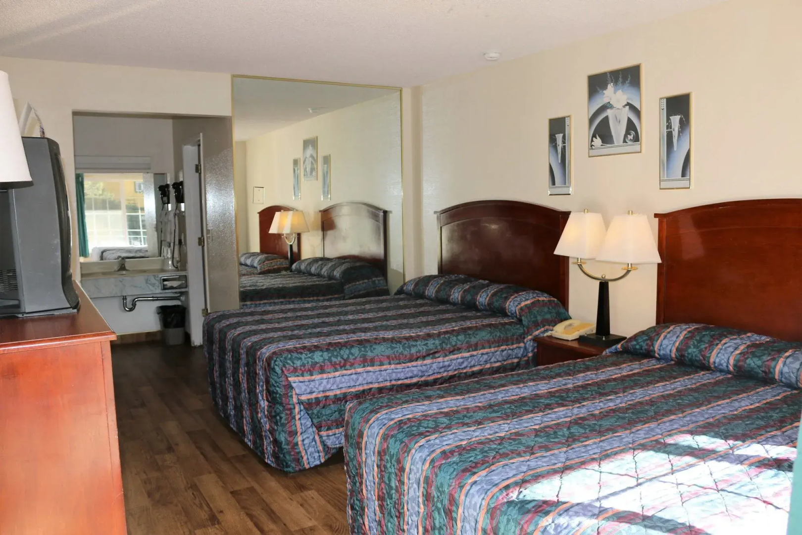 Bluelake Inn at Tahoe