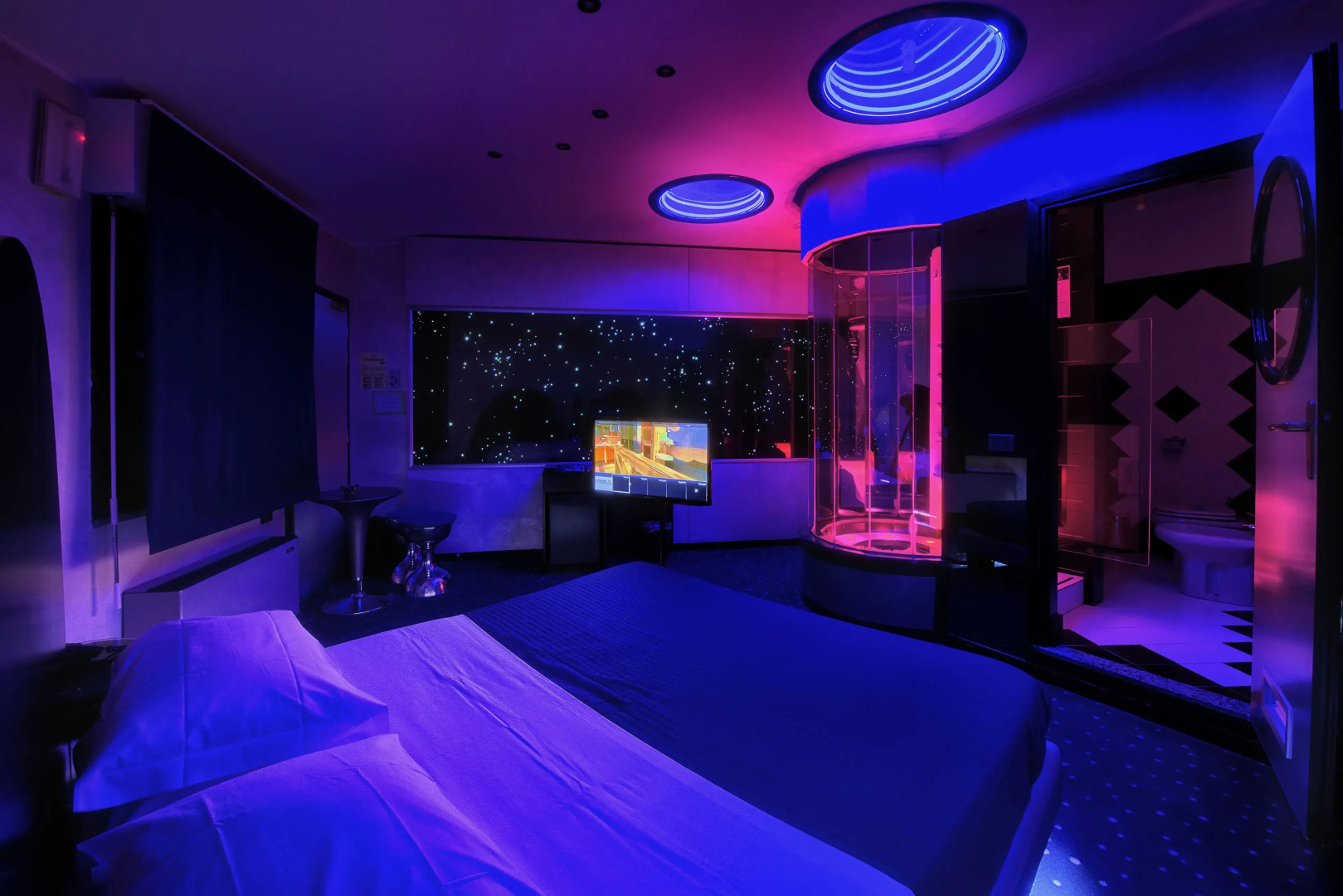 Motel K Suite A Tema & Wellness