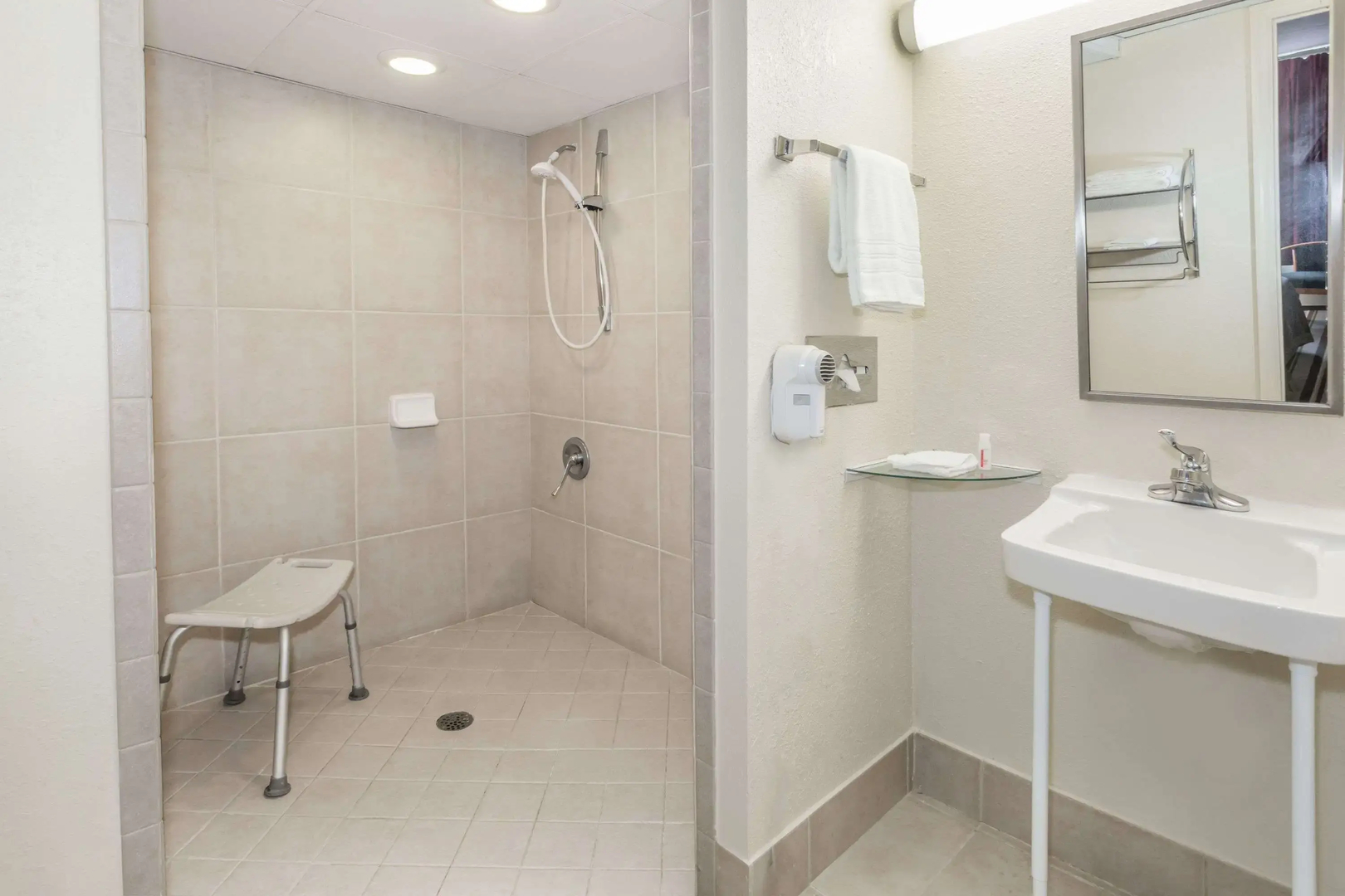 Super 8 by Wyndham Valdosta Mall