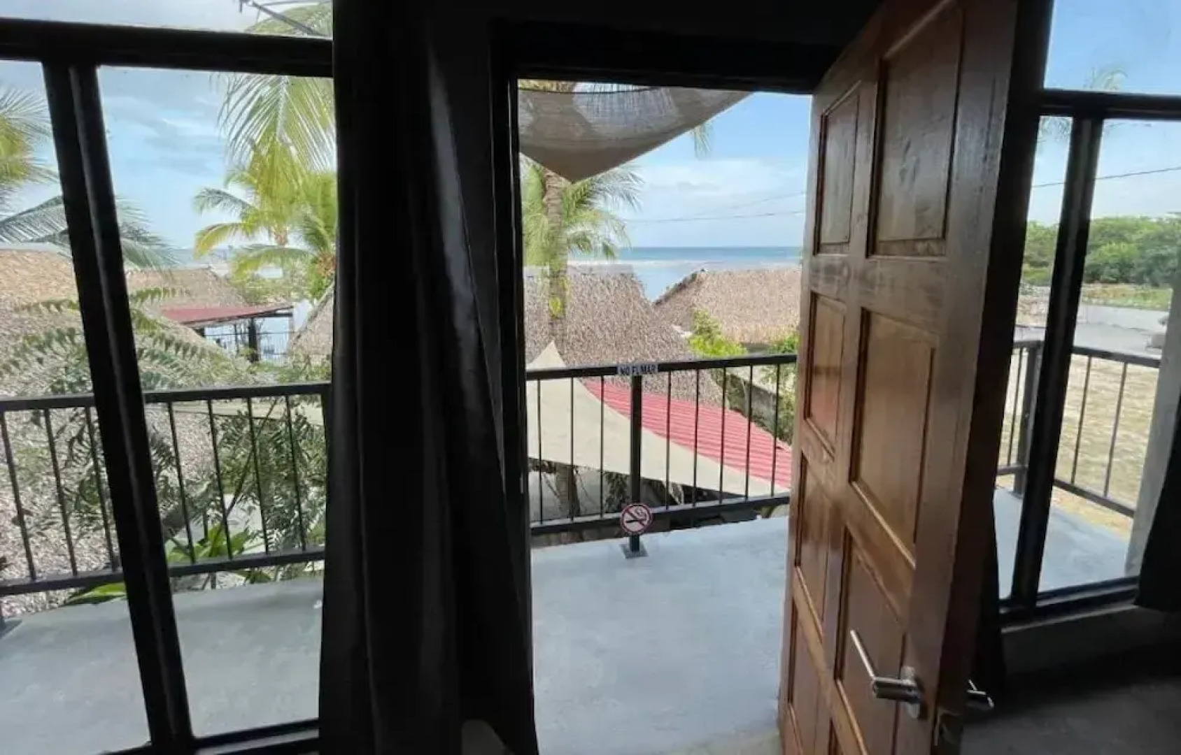 San Carlos Surf Resort & Eco Lodge