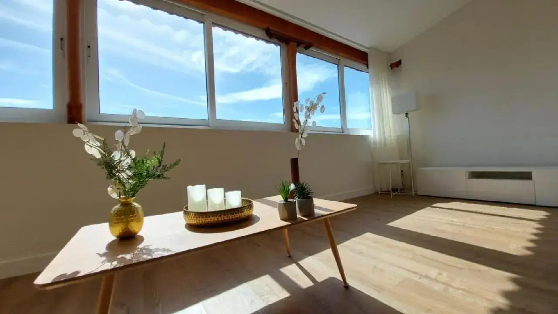 La Laguna Deluxe Apartment