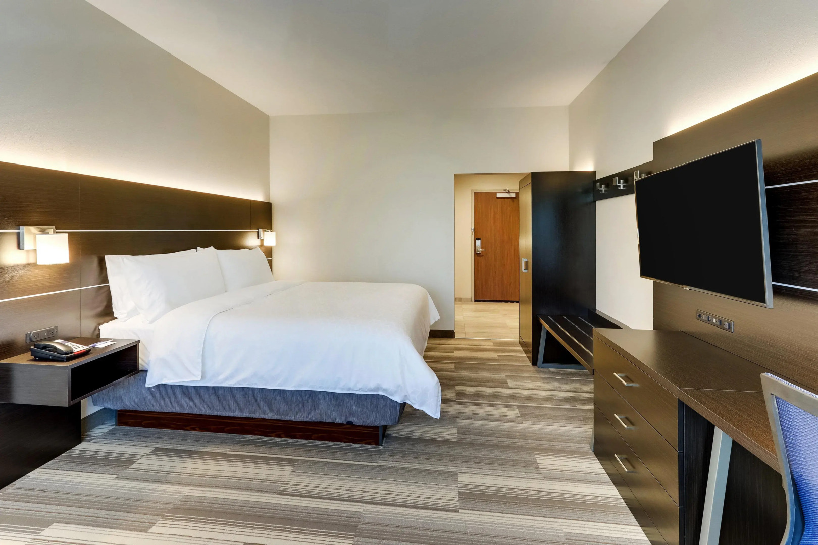 Holiday Inn Express & Suites Winston Salem Sw Clemmons by IHG