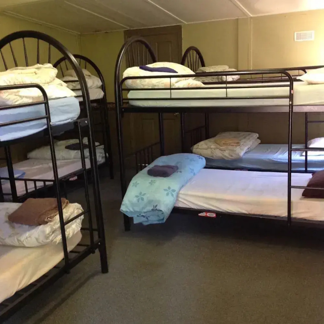 Little River Inn - Hostel
