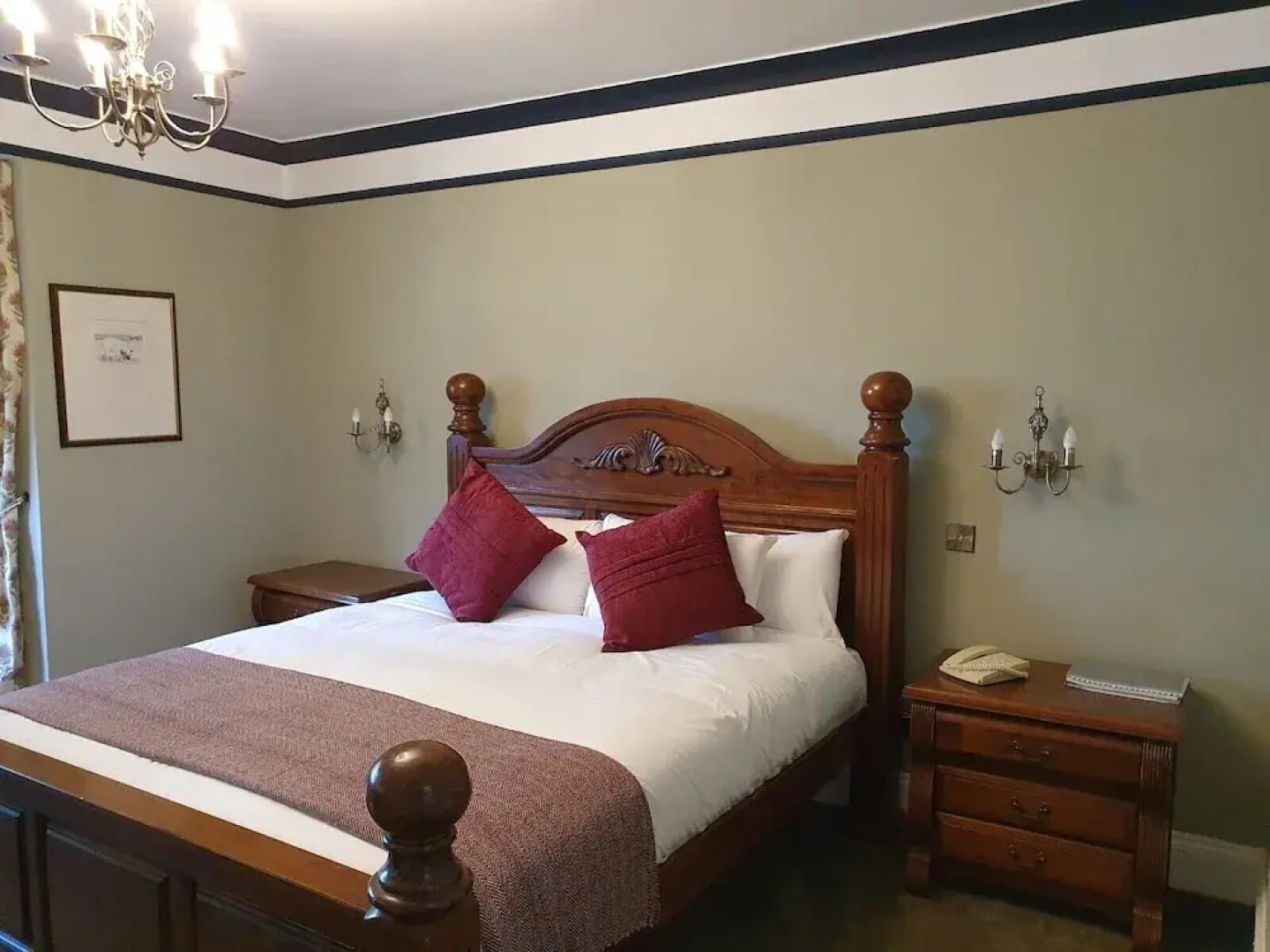The Radnorshire Arms Hotel