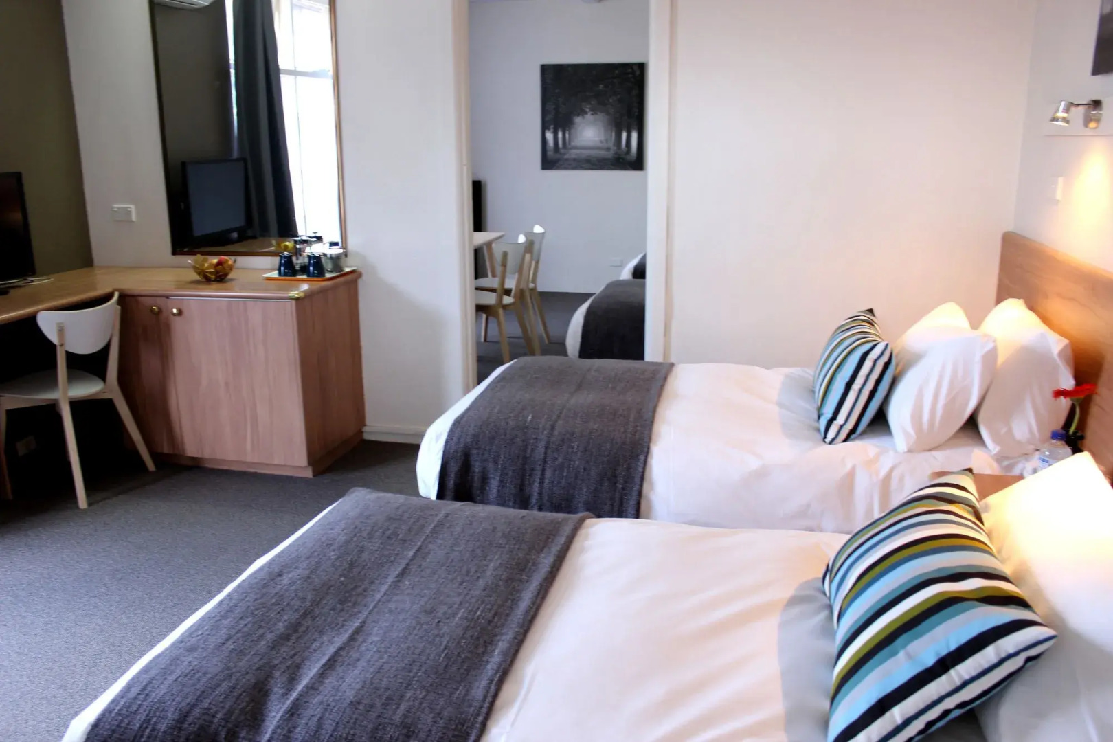 The Oriana Orange - Retro Hotel & Resort