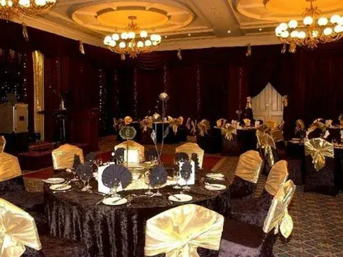 Graceland Hotel & Casino Country Club
