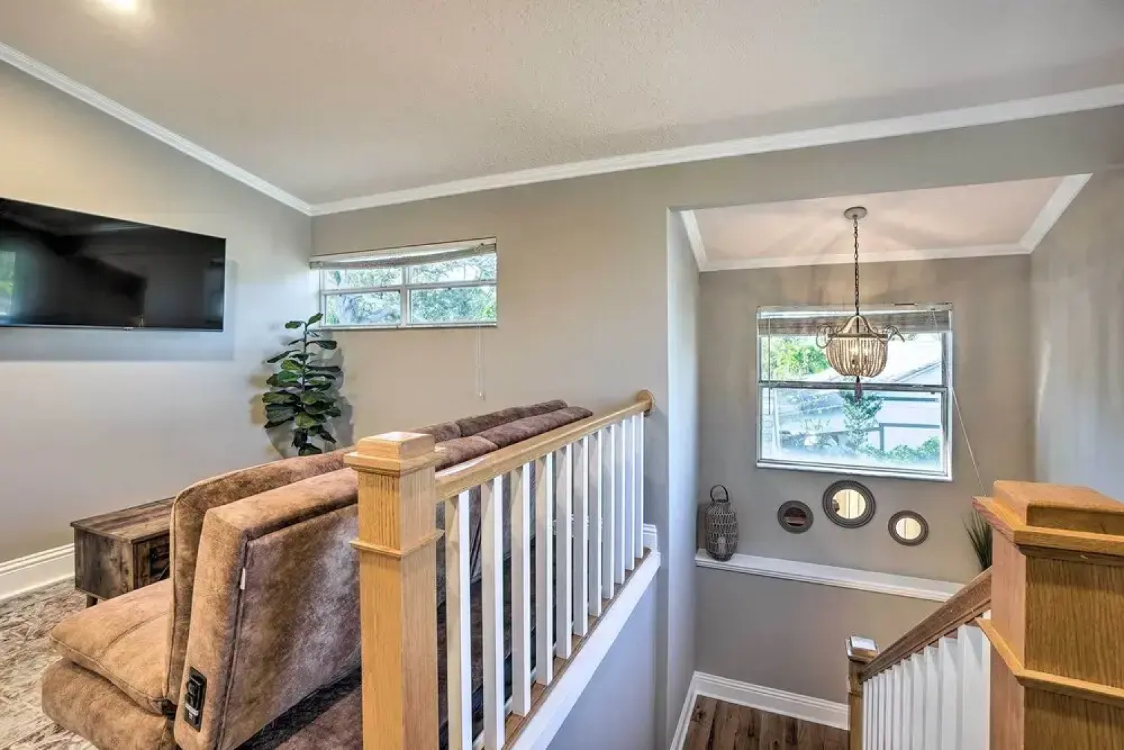 Charming Port Richey Retreat w/ Shared Dock