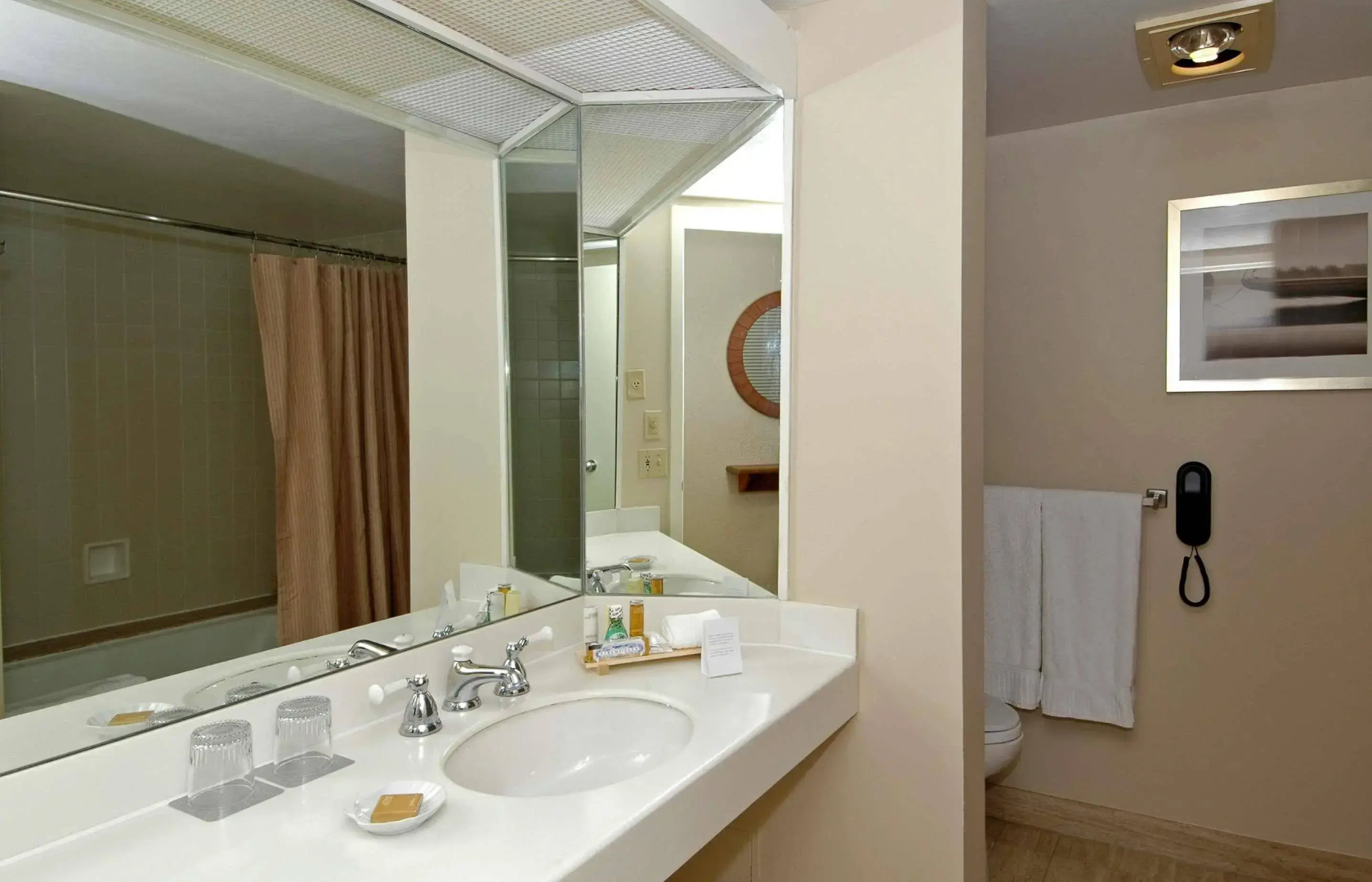 Hyatt Regency Pier 66