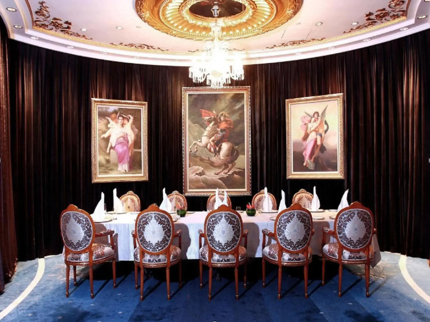 Отель Legendale Hotel Beijing