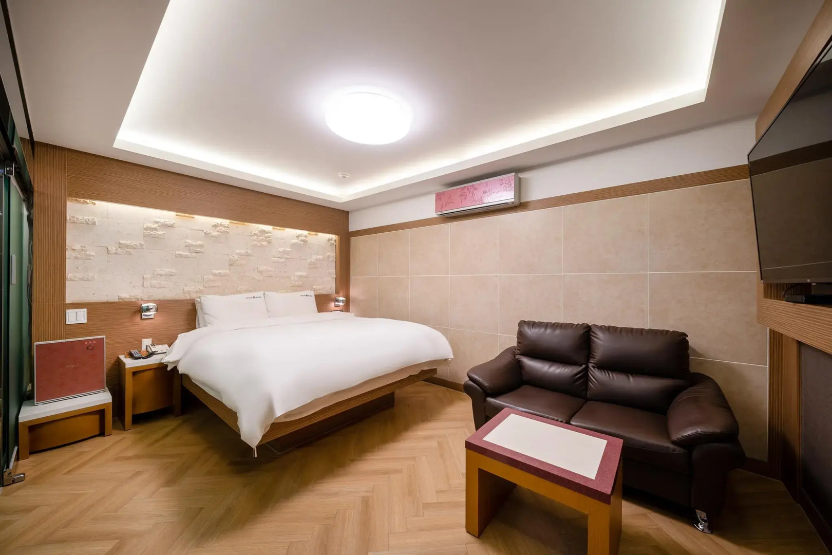 Sugar Hotel