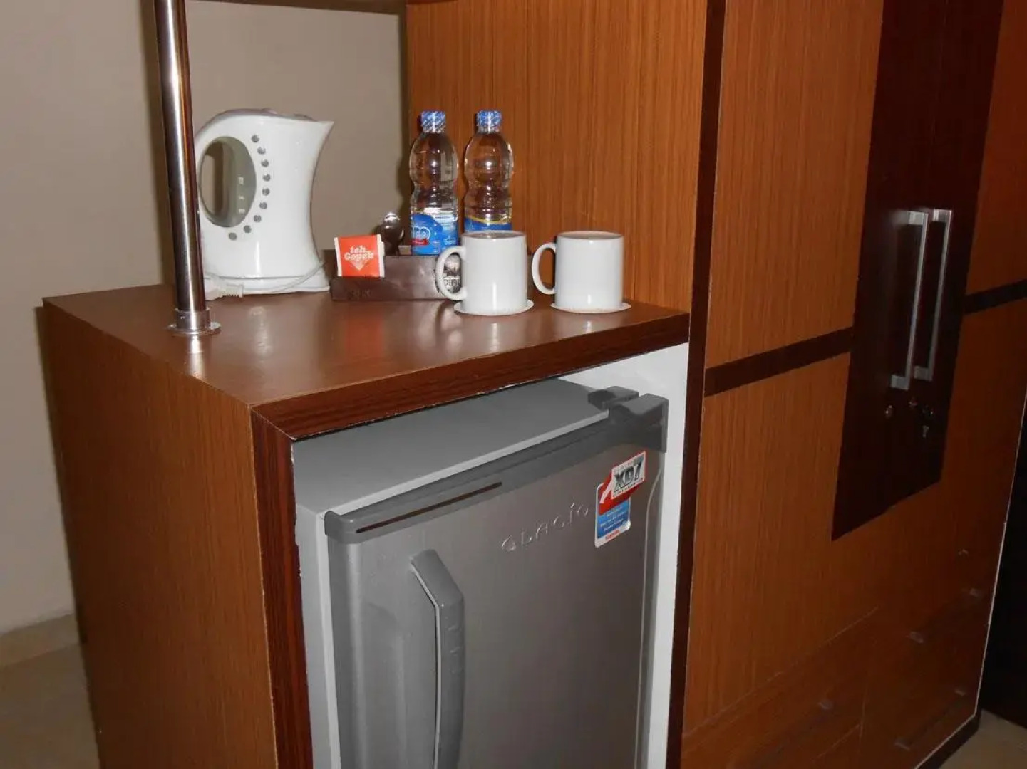 Pineapple Mansion Solo